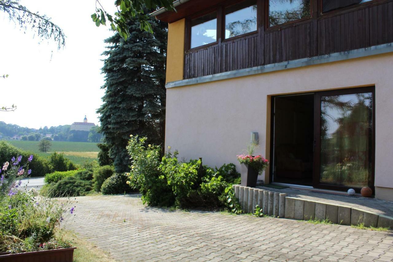 Ferienwohnung Im Gruenen Diesbar-Seusslitz Exterior foto